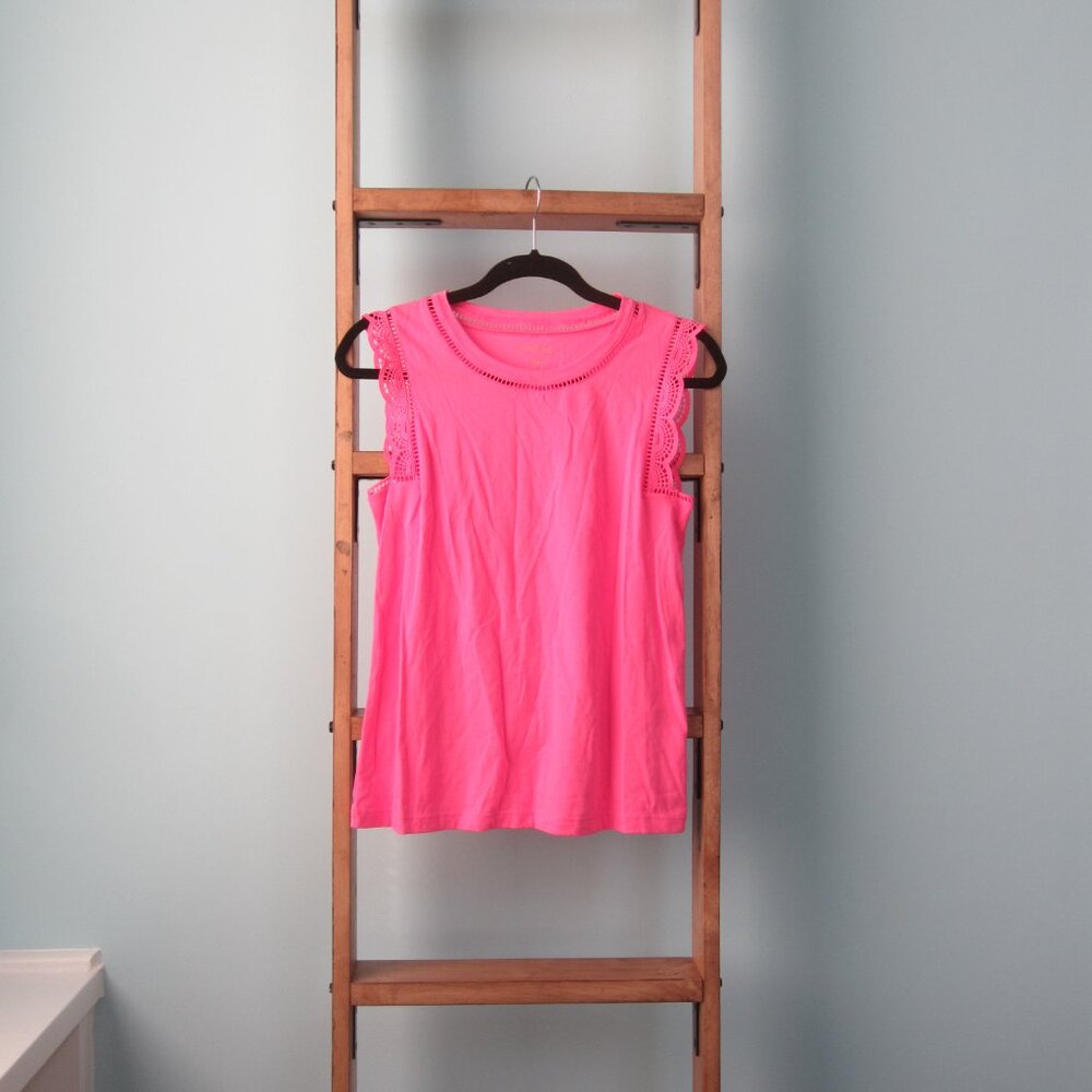 Lilly Pulitzer Agee Top in Karmic Coral Size S